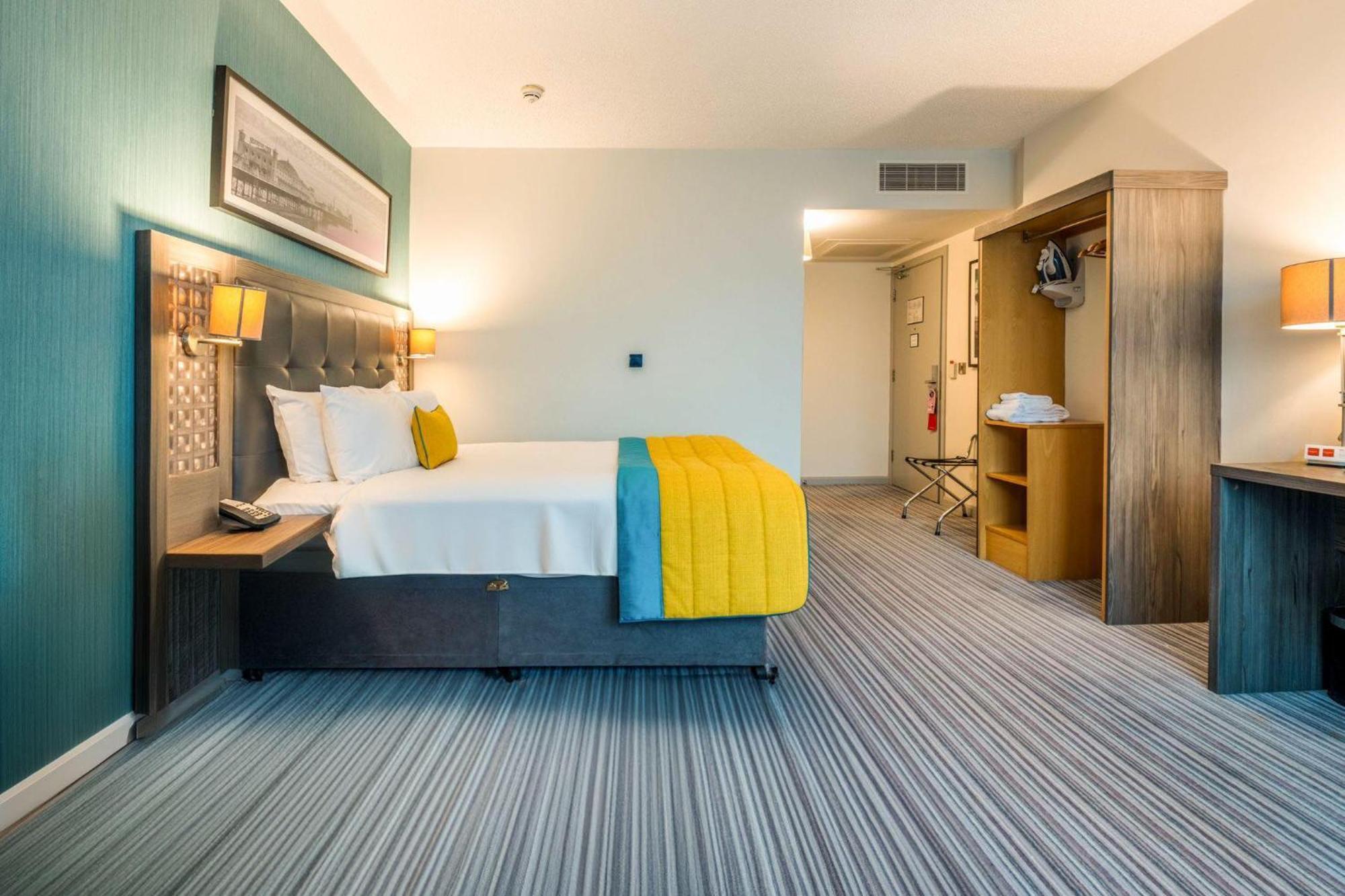 Leonardo Hotel